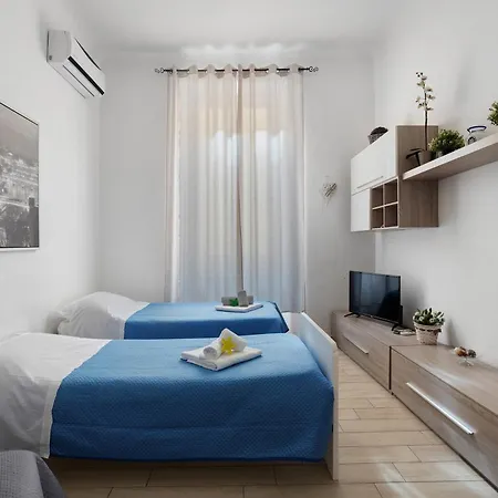 La First Ludy Apartment *