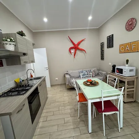 La First Ludy Apartamento