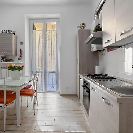 La First Ludy Apartamento La Spezia