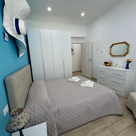 La First Ludy Apartamento La Spezia